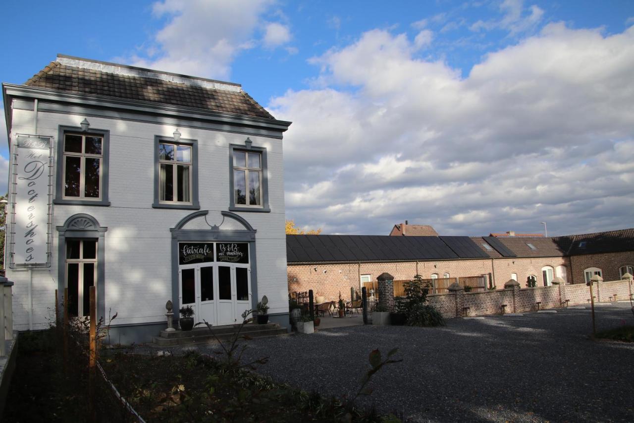 B&B Het Doctershoes Kinrooi Exterior photo